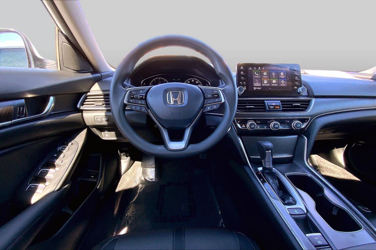 Used 2020 Honda Accord EX image 5