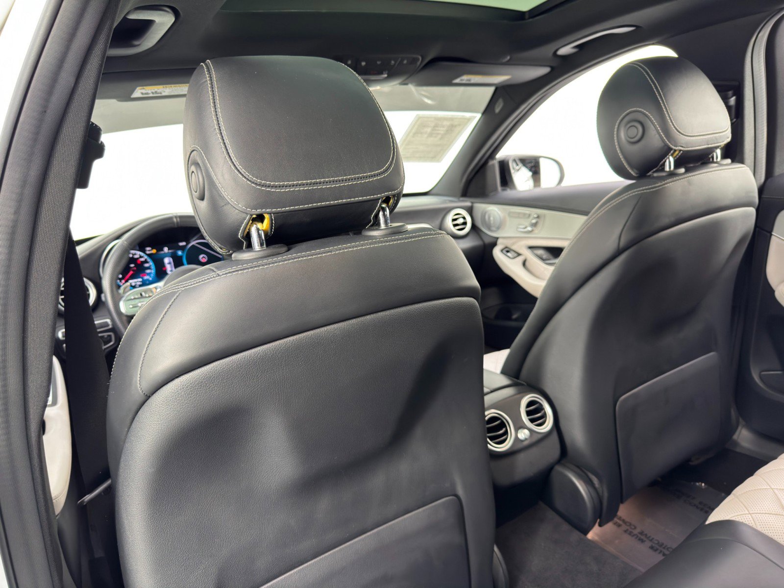 Used 2021 Mercedes-Benz C 63 AMG Sedan w/ Driver Assistance Package image 39