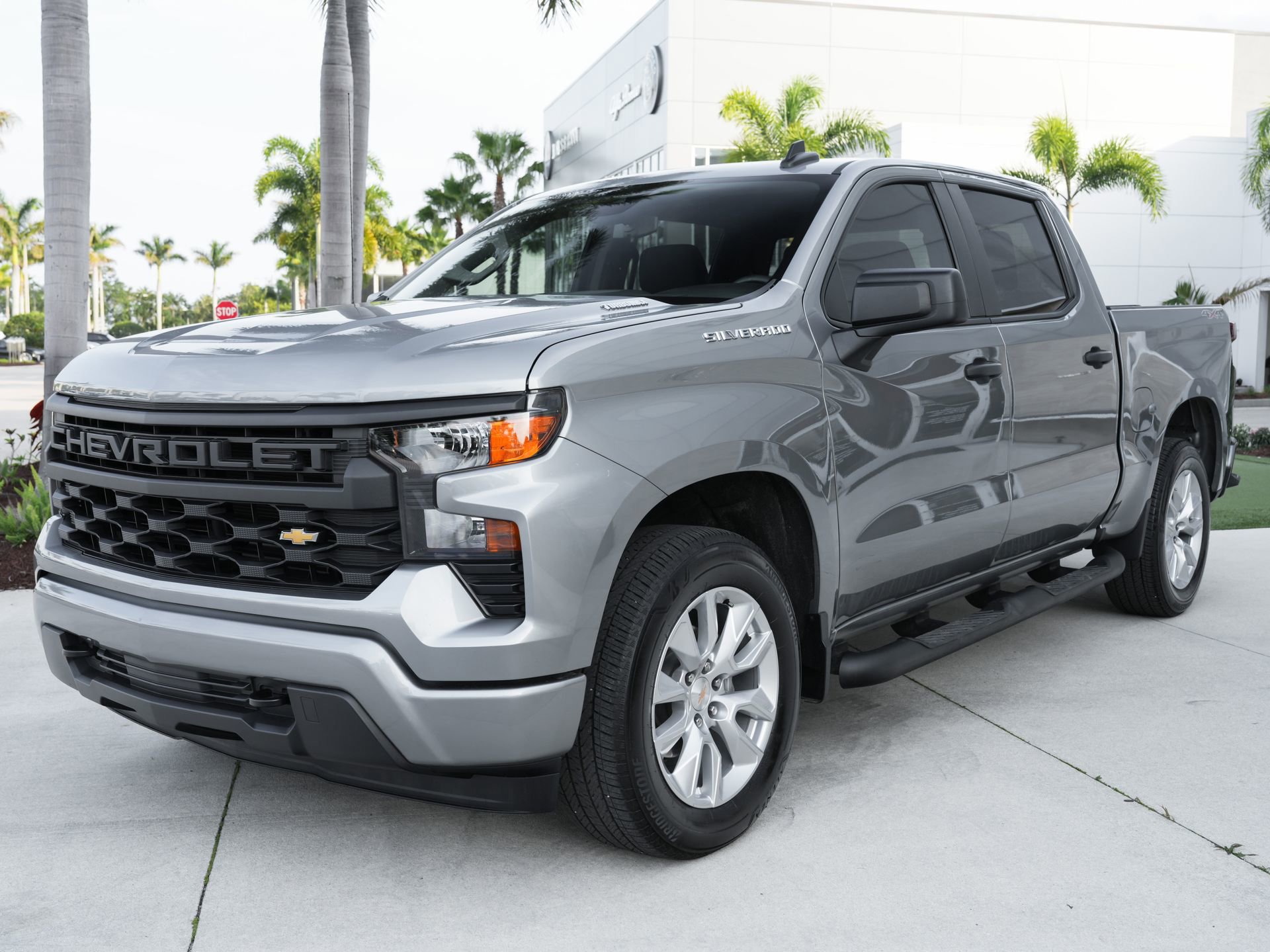 Used 2025 Chevrolet Silverado 1500 Custom AWD/4WD image 5