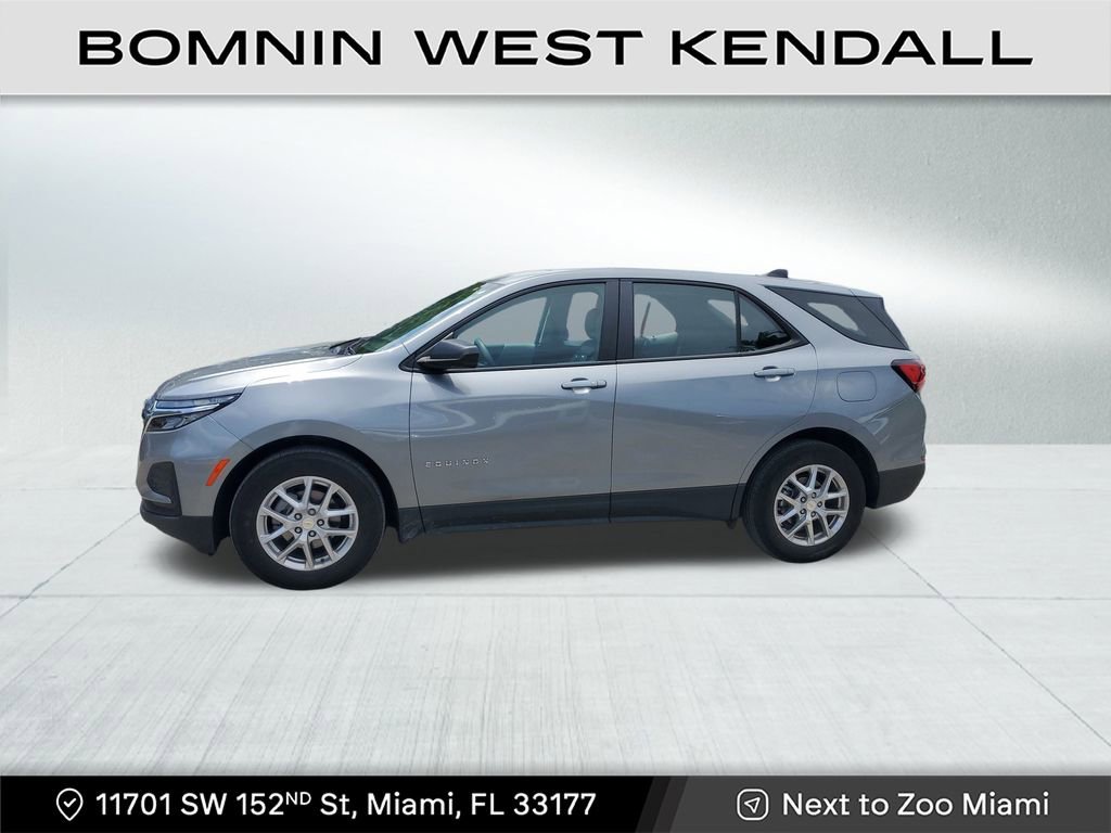 Used 2023 Chevrolet Equinox LS image 4