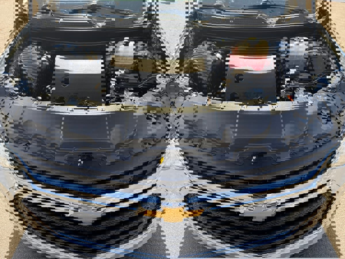 Used 2021 Chevrolet Traverse LS w/ LPO, Floor Liner Package image 19