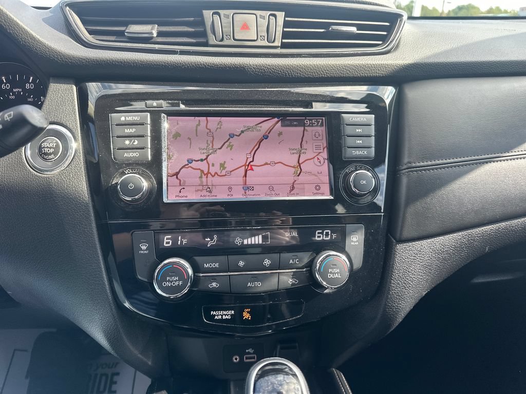 Used 2020 Nissan Rogue SL w/ Premium Package AWD/4WD image 23