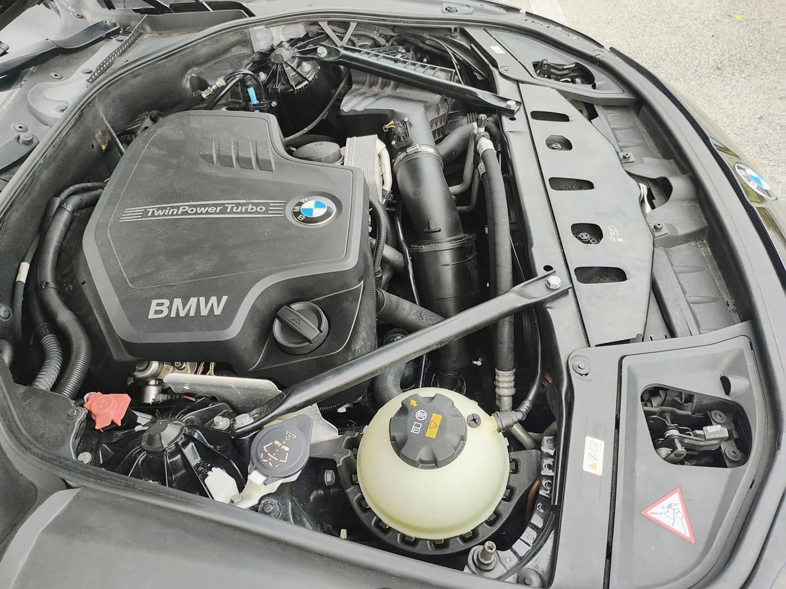 Used 2016 BMW 528i Sedan image 23