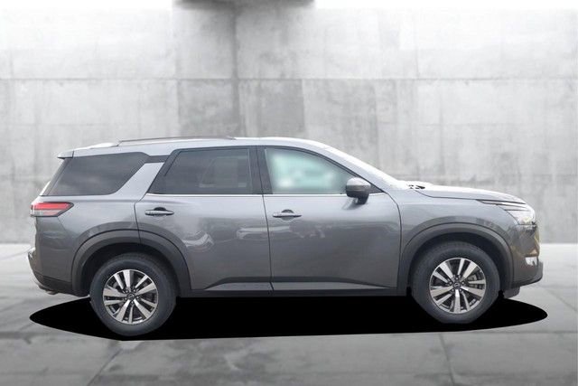 Certified 2025 Nissan Pathfinder SL AWD/4WD image 5