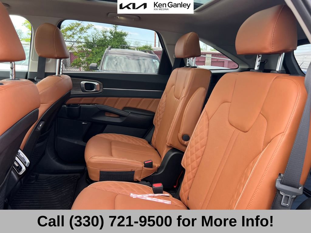 Certified 2022 Kia Sorento SX Prestige w/ Rust Color Package AWD/4WD image 11