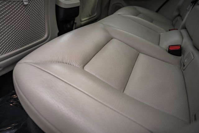 Used 2023 Volvo XC60 B5 Plus w/ Climate Package image 31