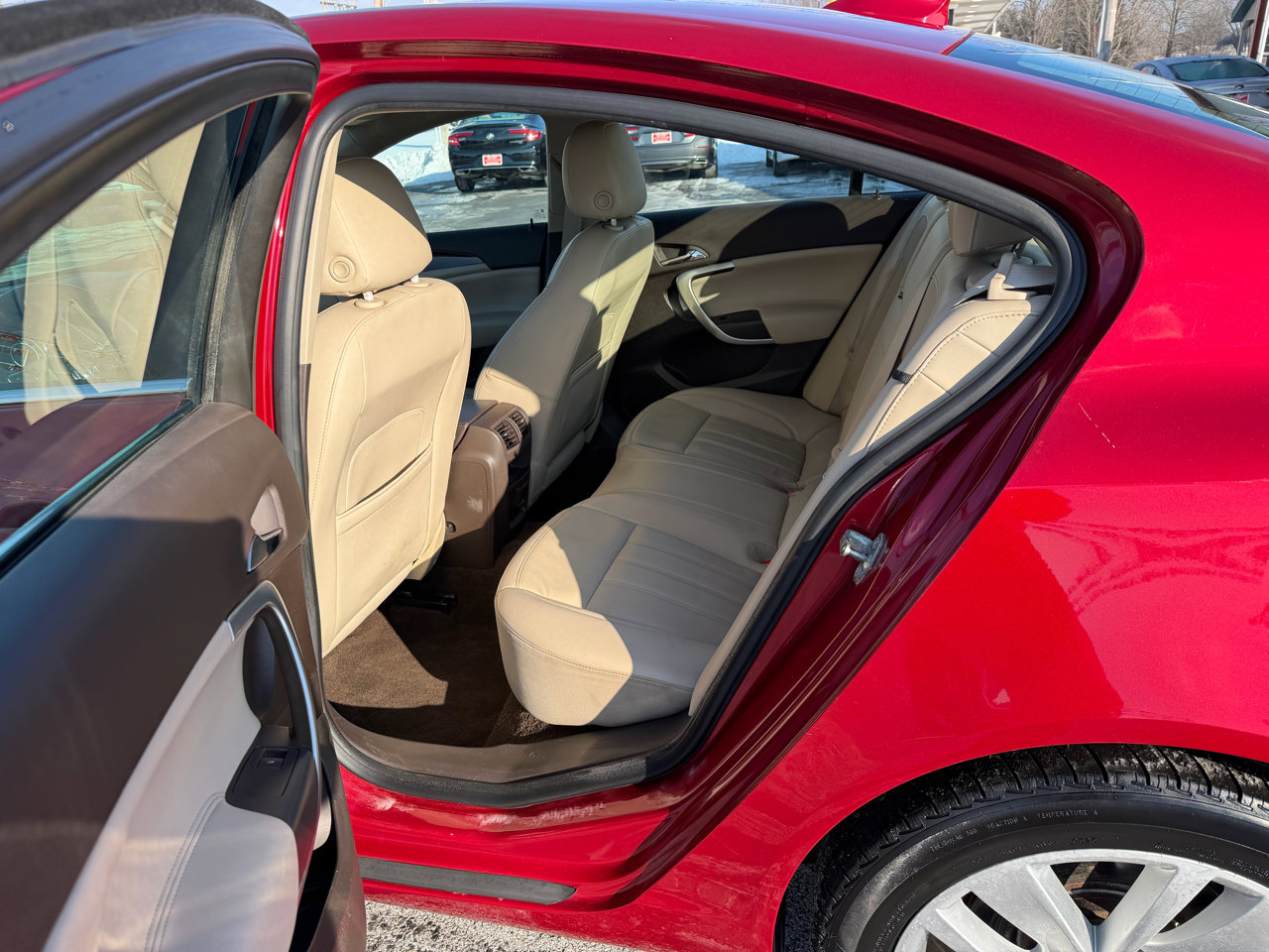 Used 2015 Buick Regal Premium w/ Experience Buick Package image 17