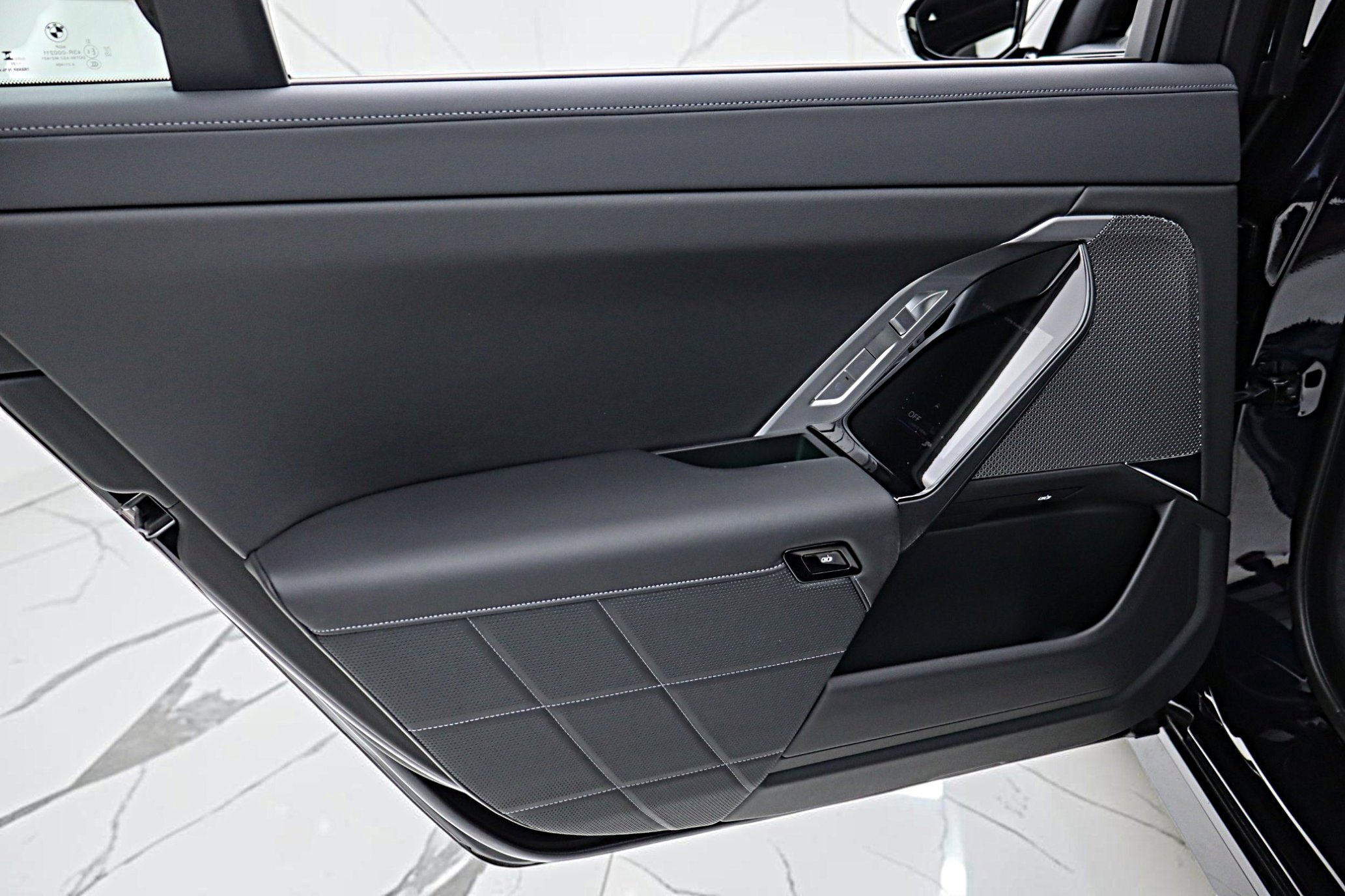 Used 2023 BMW i7 xDrive60 image 50