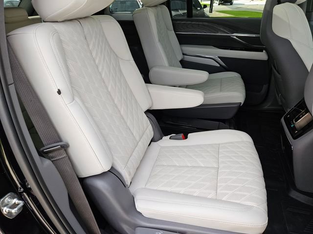 New 2025 Cadillac Escalade IQ Luxury 1 image 24