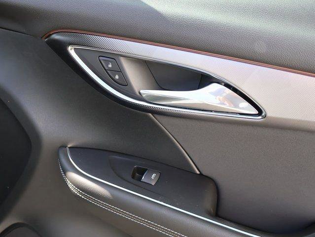 New 2025 Buick Envision Sport Touring image 8