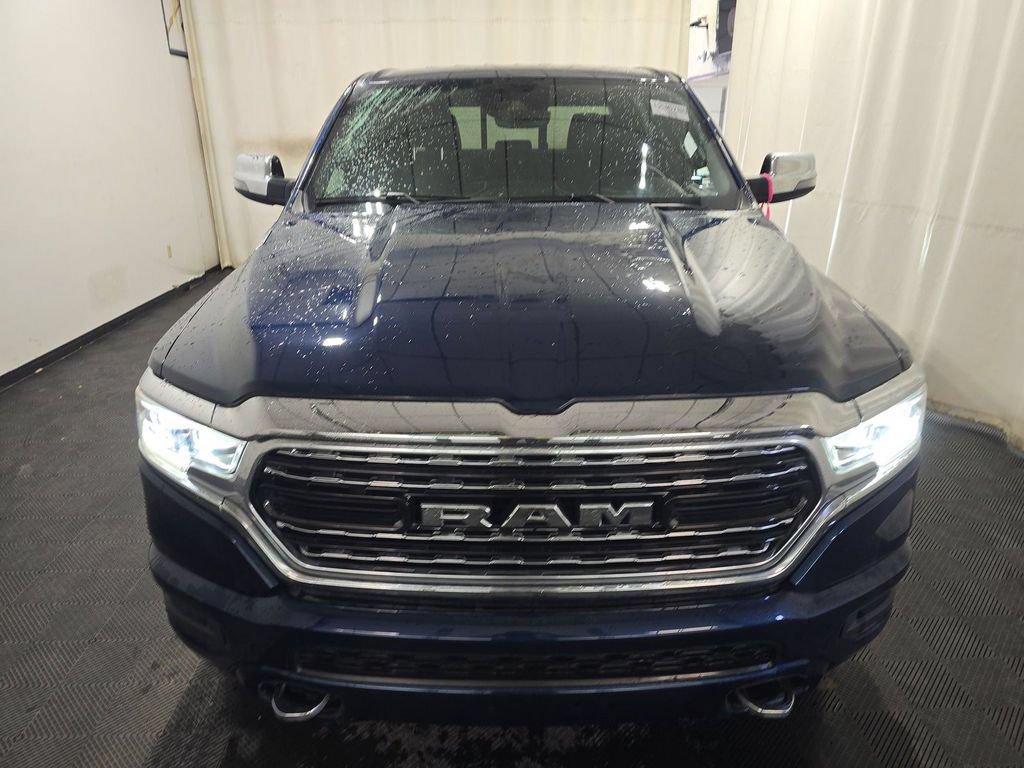 Used 2023 RAM 1500 Limited w/ Body-Colour Bumper Group AWD/4WD image 3