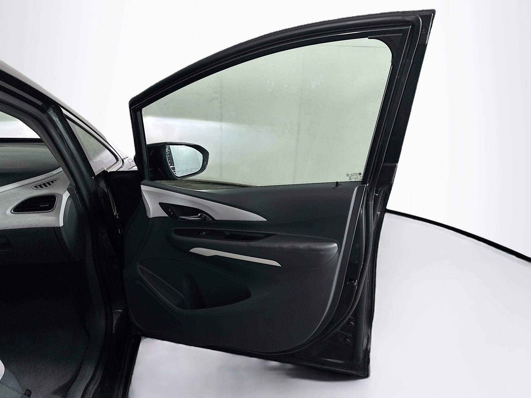 Used 2017 Chevrolet Bolt LT image 29