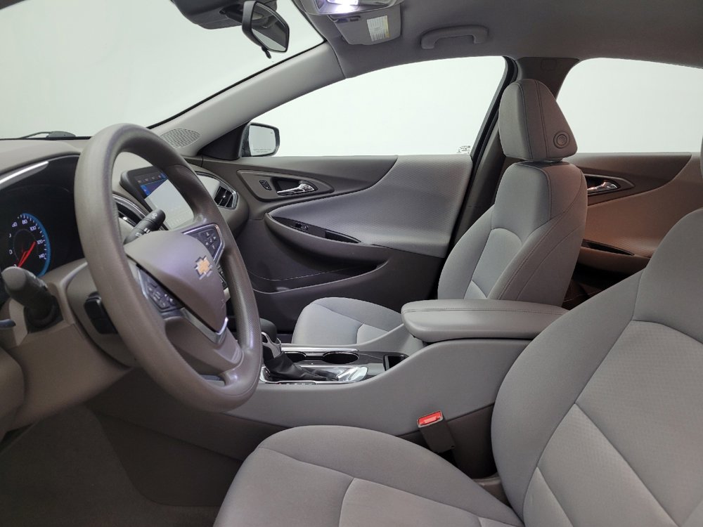 Used 2021 Chevrolet Malibu LT image 17