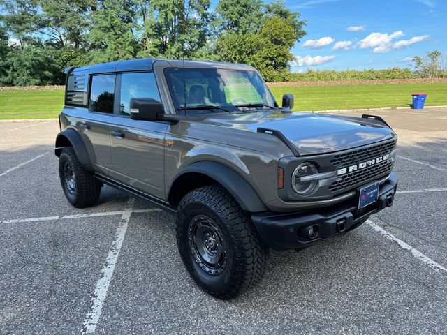 Used 2025 Ford Bronco Badlands AWD/4WD image 1