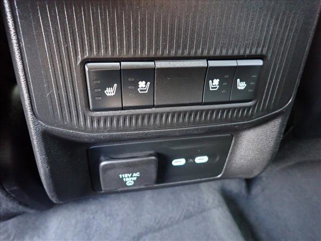 Used 2024 Jeep Wagoneer Launch Edition image 11