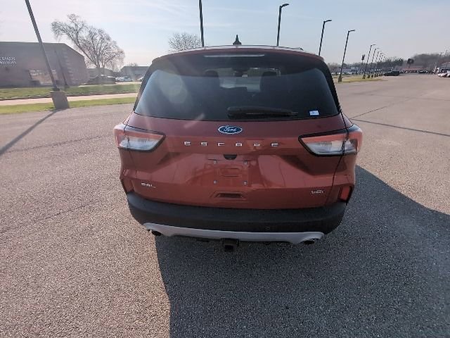 Used 2022 Ford Escape SEL w/ Technology Package image 7