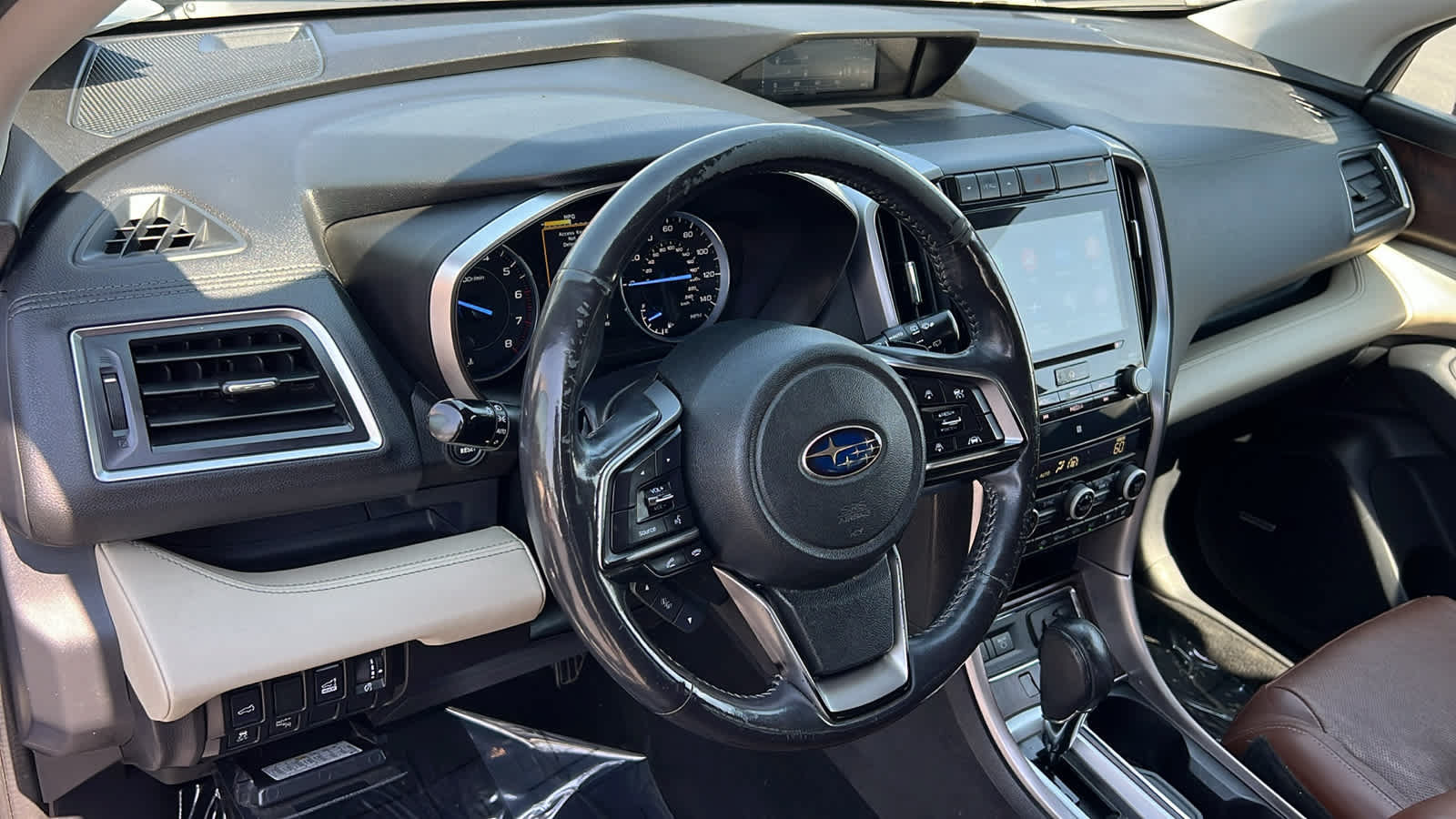 Used 2019 Subaru Ascent Touring w/ Popular Package #3 AWD/4WD image 10