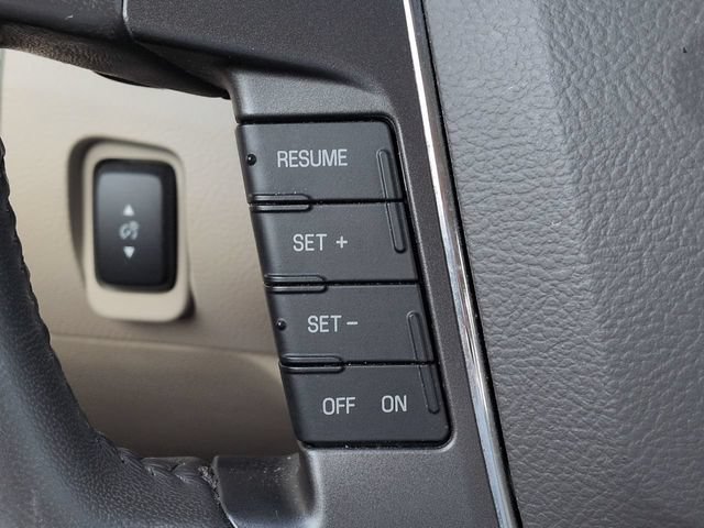 Used 2012 Ford Taurus SEL FWD image 22