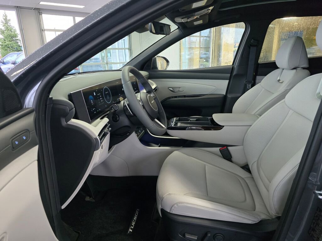 New 2026 Hyundai Tucson Limited image 18