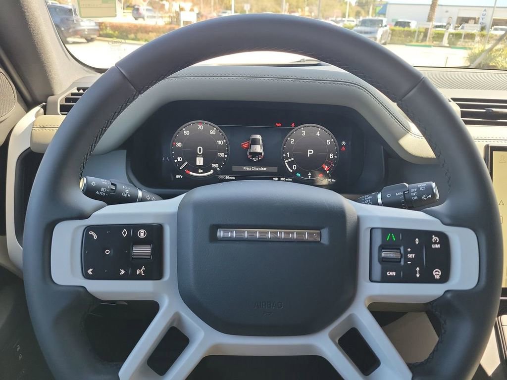 New 2026 Land Rover Defender 110 X-Dynamic SE AWD/4WD image 28