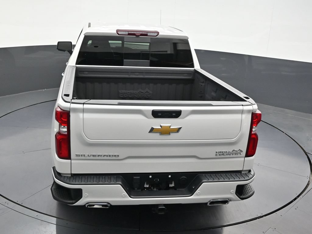 Used 2024 Chevrolet Silverado 1500 High Country AWD/4WD image 18