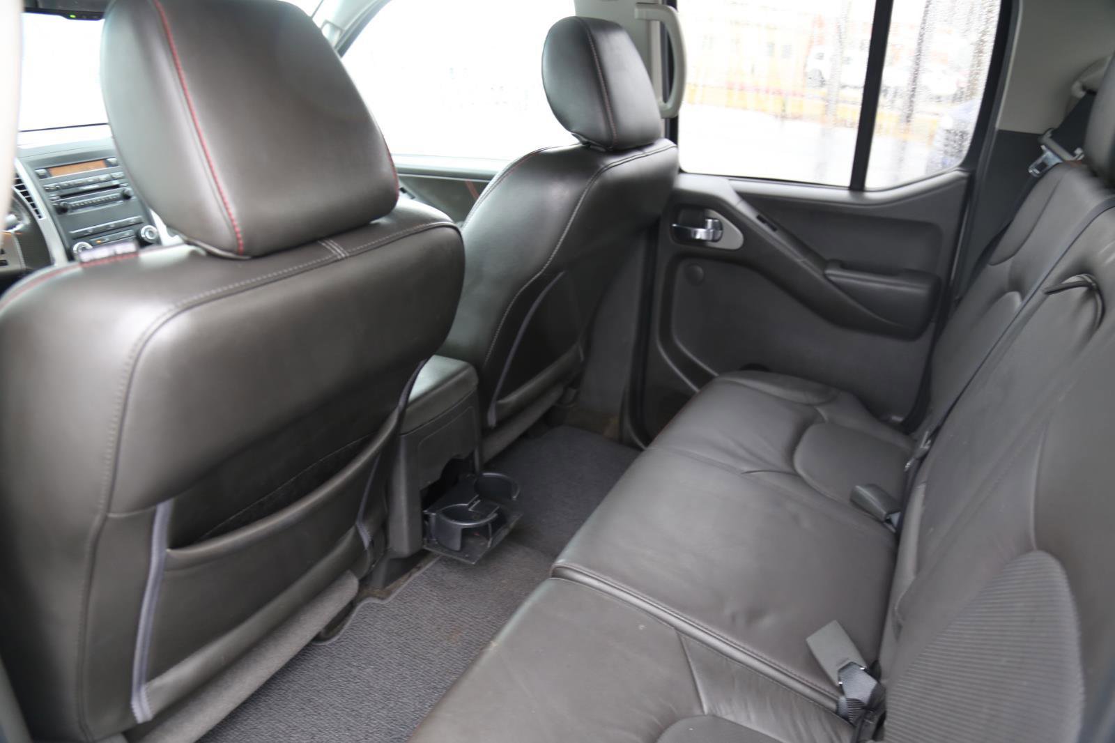 Used 2012 Nissan Frontier PRO-4X w/ Pro-4x Luxury Pkg image 8