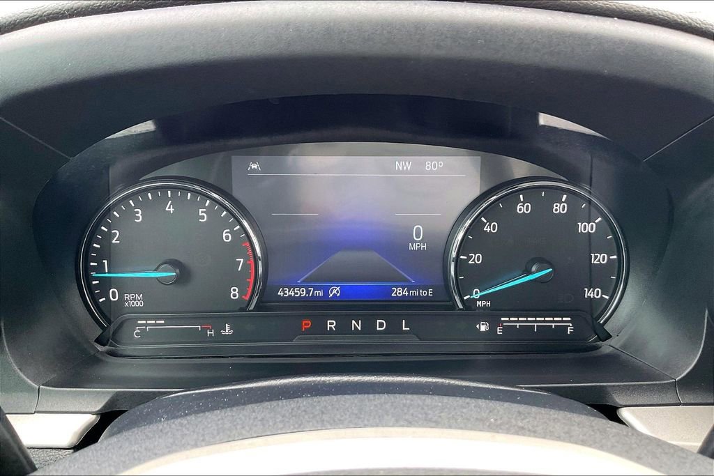 Used 2021 Ford Explorer XLT image 25