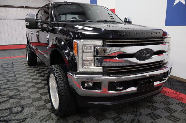 Used 2017 Ford F250 King Ranch w/ King Ranch Ultimate Package AWD/4WD image 21