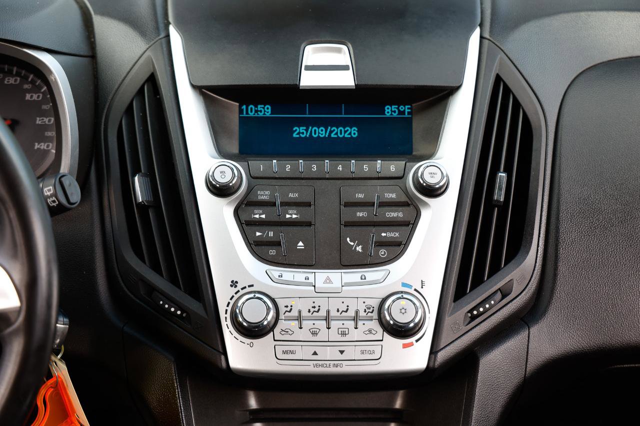 Used 2011 Chevrolet Equinox LT w/ Driver Convenience Package image 30