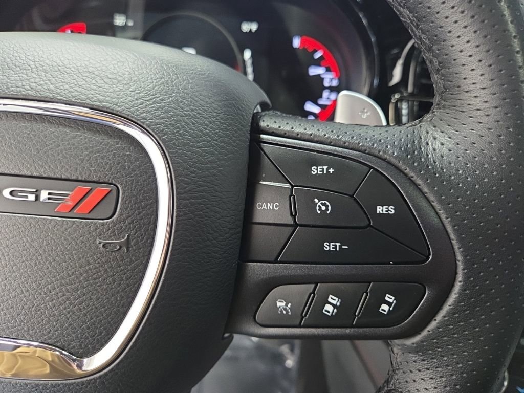 Used 2025 Dodge Durango GT AWD/4WD image 15