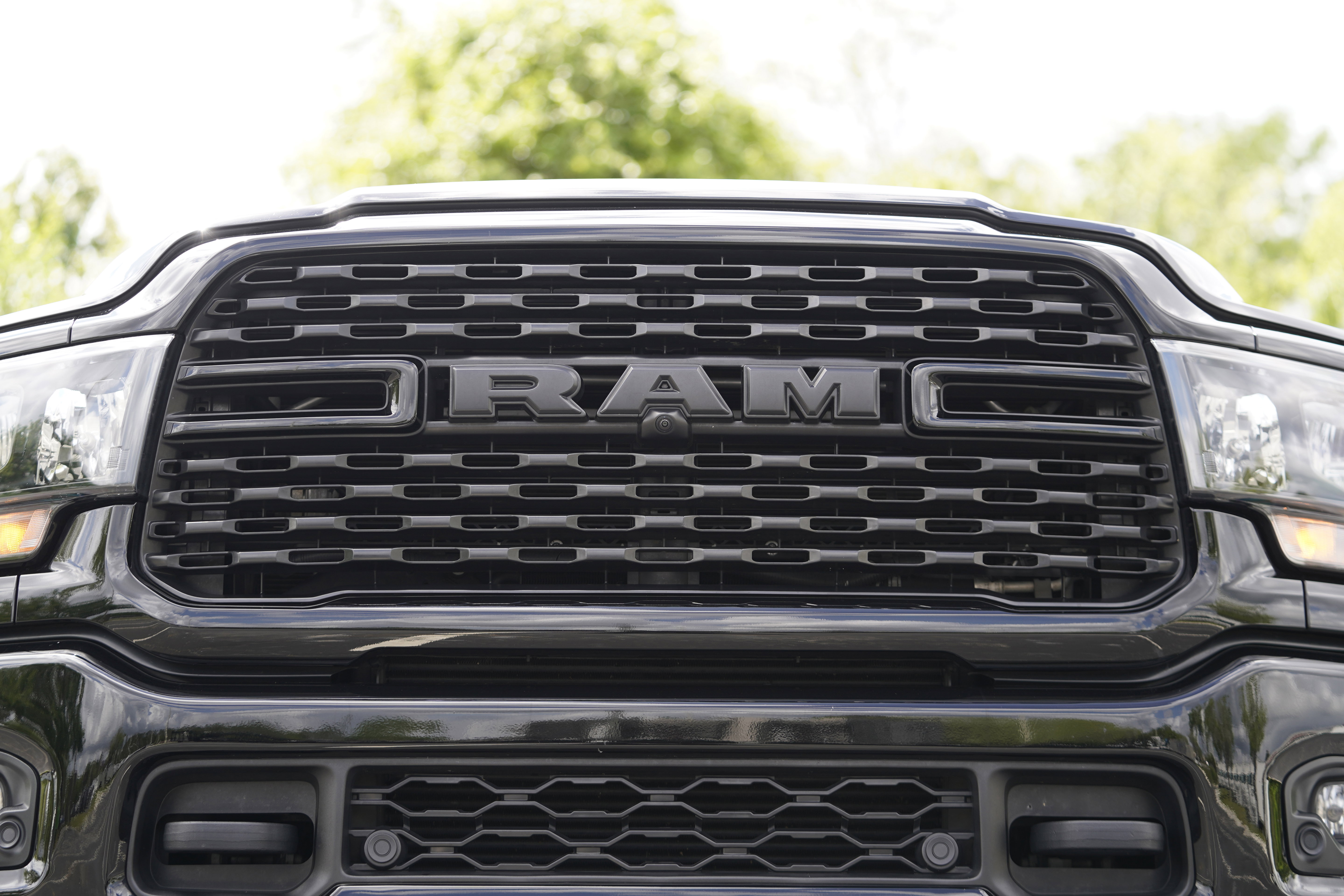 Used 2024 RAM 3500 Big Horn w/ Night Edition AWD/4WD image 33