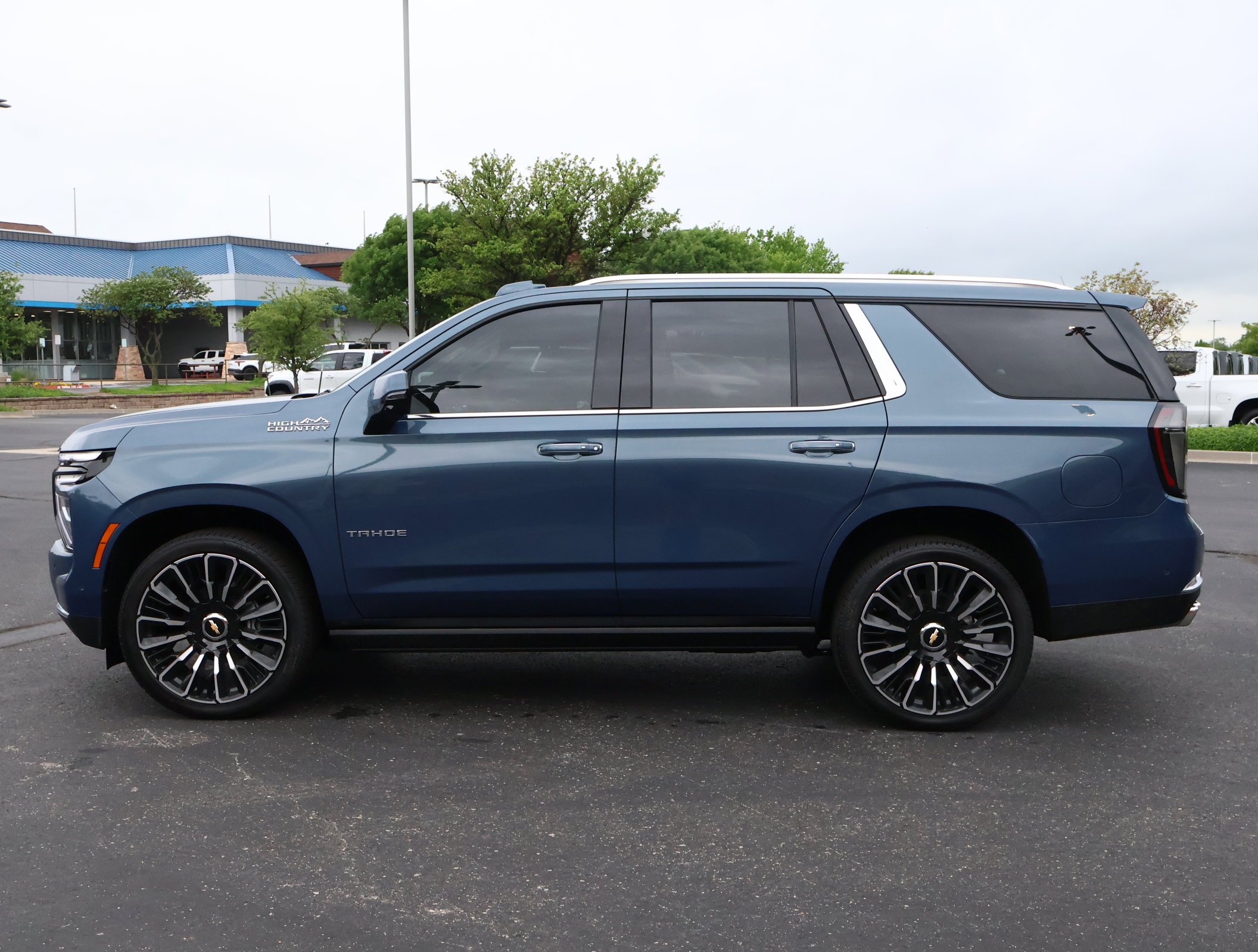New 2026 Chevrolet Tahoe High Country AWD/4WD image 39
