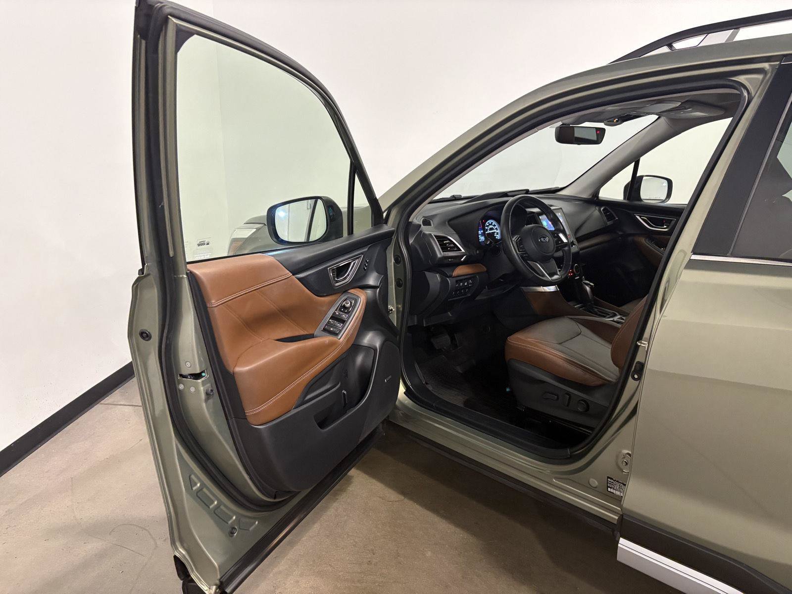 Used 2021 Subaru Forester Touring AWD/4WD image 9