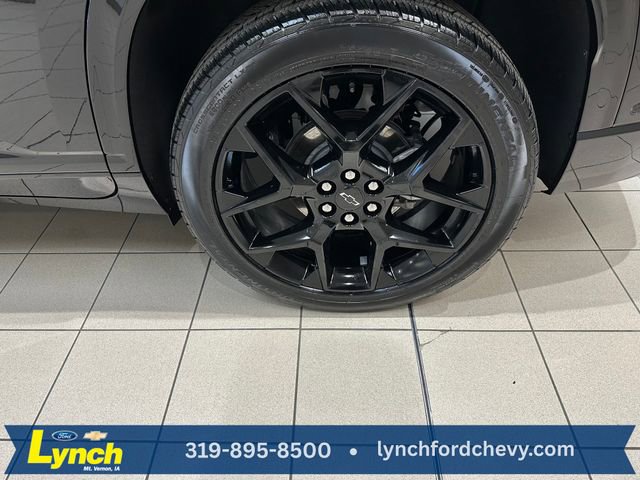 Used 2024 Chevrolet Traverse RS w/ LPO, Floor Liner Package AWD/4WD image 33