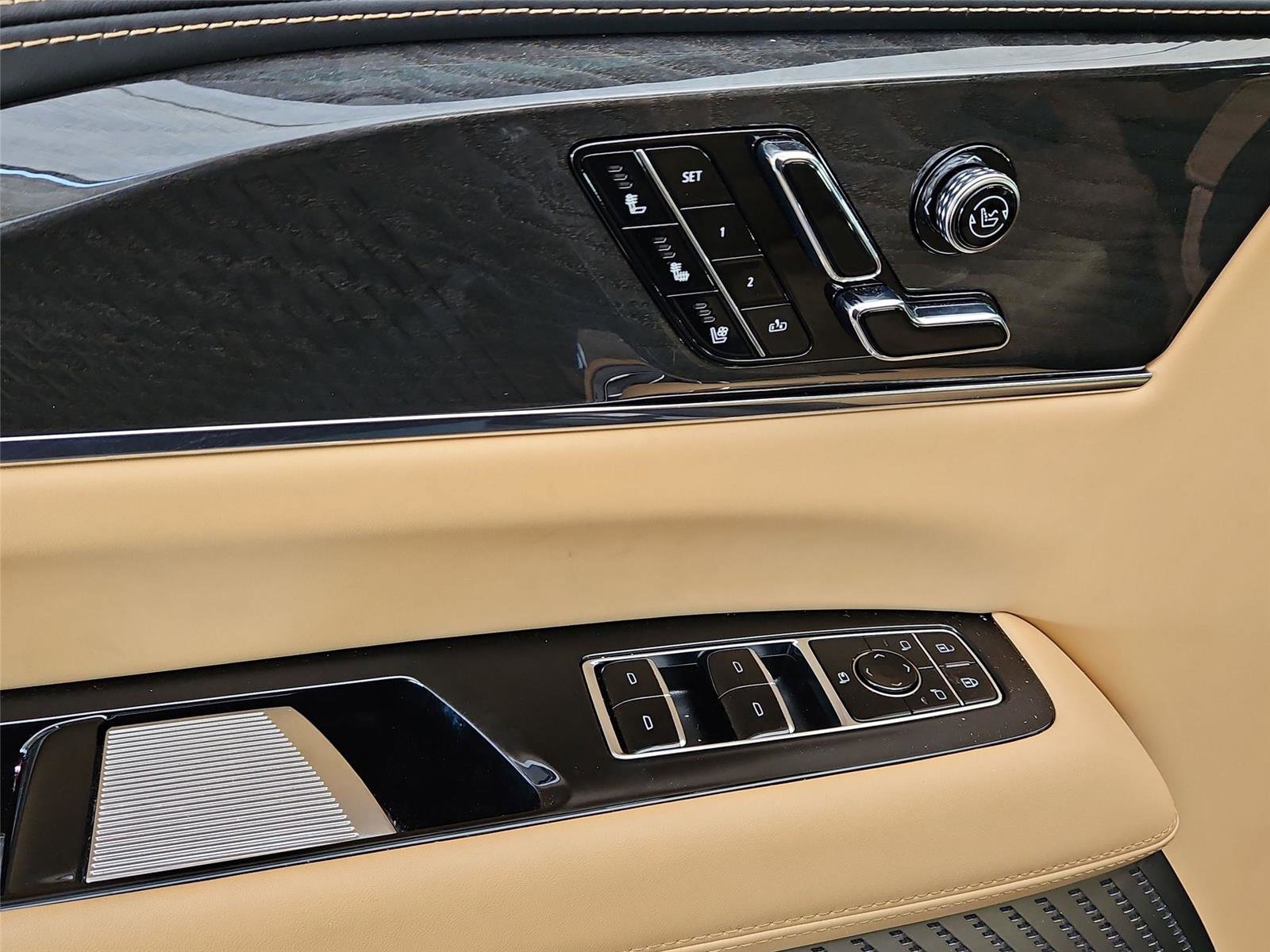 New 2025 Cadillac Escalade IQ Sport 2 AWD/4WD image 18