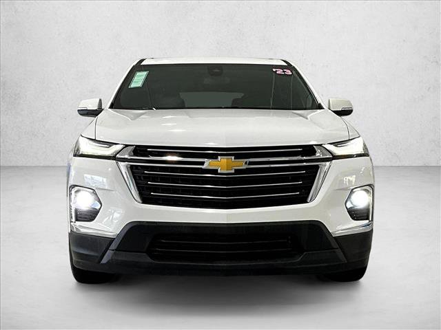 Used 2023 Chevrolet Traverse LT FWD video 3