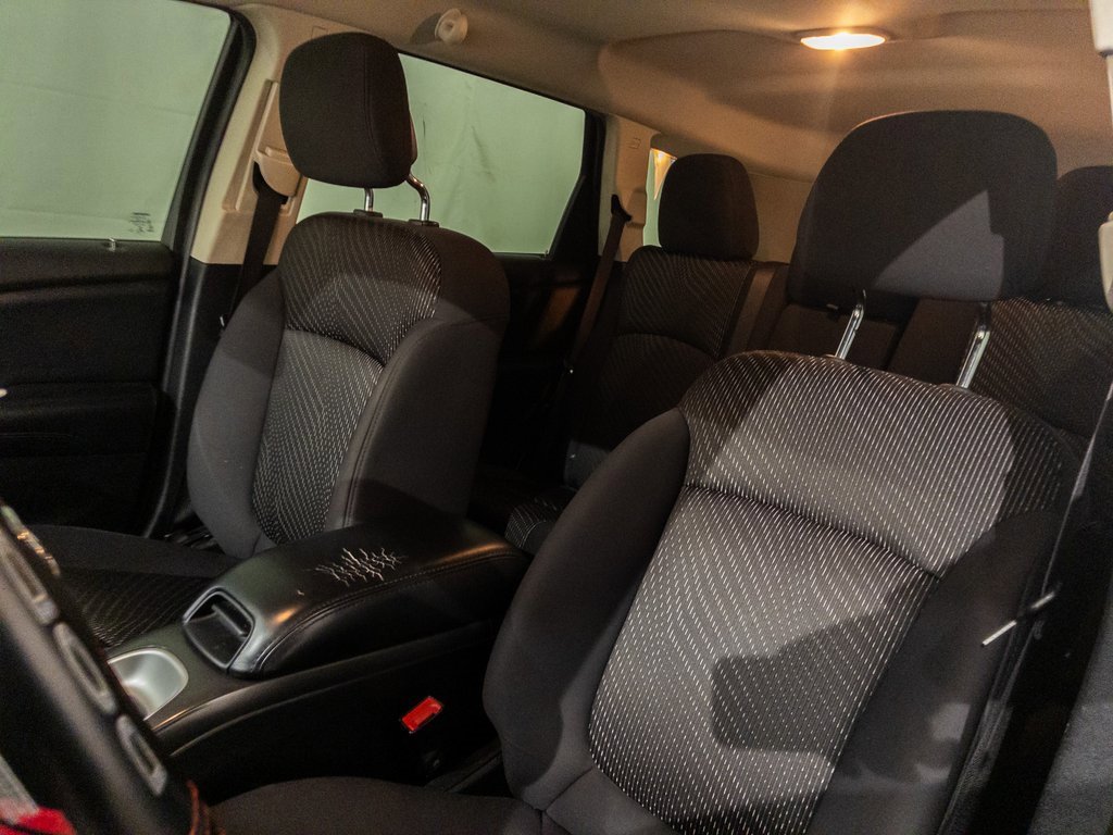 Used 2013 Dodge Journey SE image 12