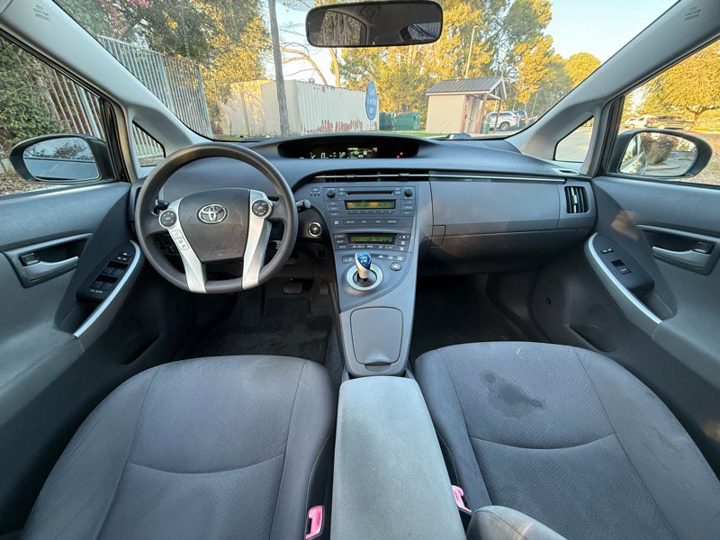 Used 2010 Toyota Prius Three image 11