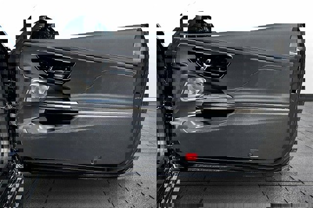 Certified 2025 Mercedes-Benz CLE 300 300 image 32