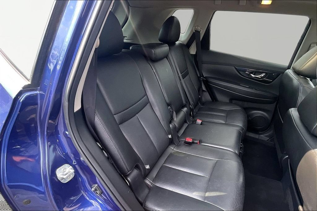 Used 2018 Nissan Rogue SL w/ Premium Package AWD/4WD image 27