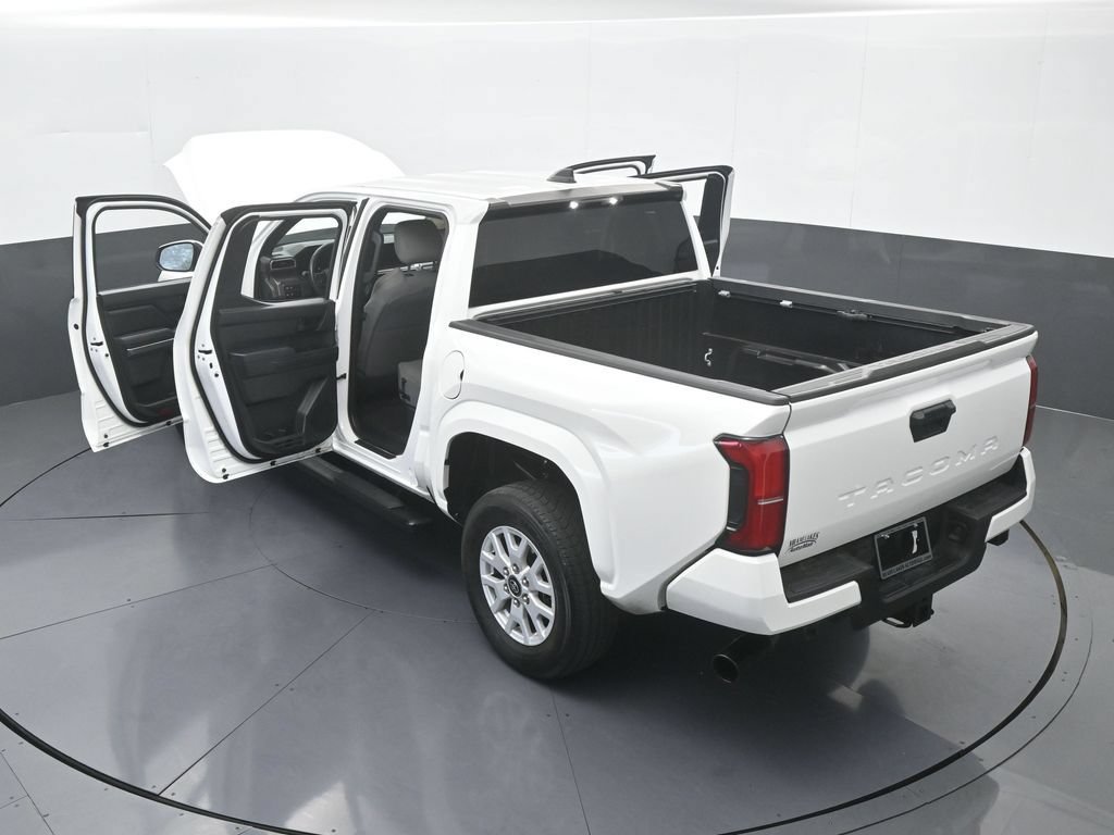 Used 2024 Toyota Tacoma SR5 RWD image 71