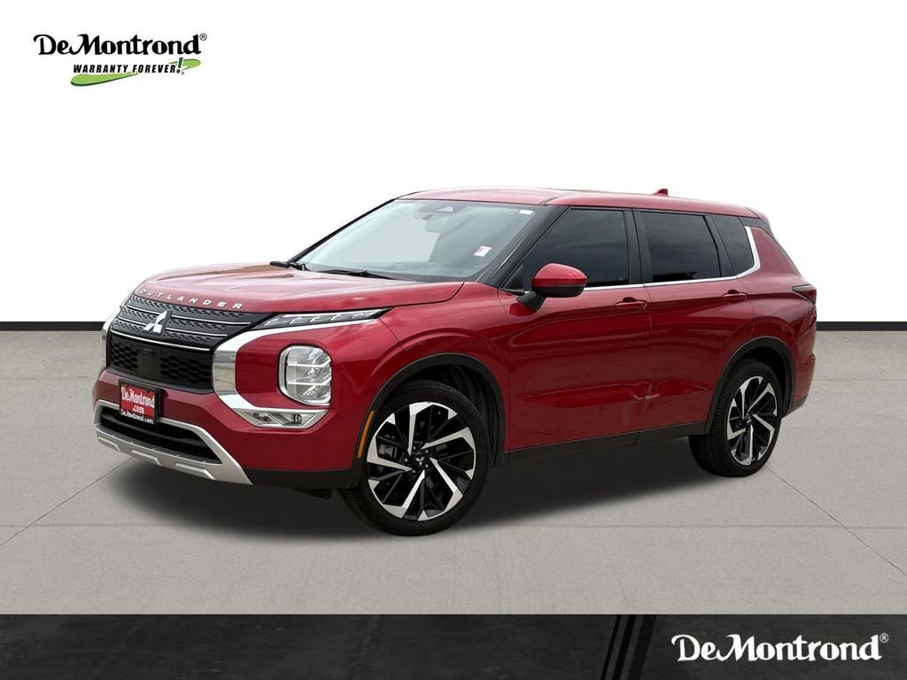 Used 2022 Mitsubishi Outlander SE FWD image 1