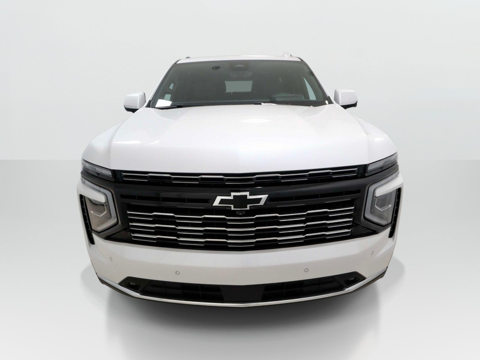 Used 2025 Chevrolet Tahoe High Country AWD/4WD image 7