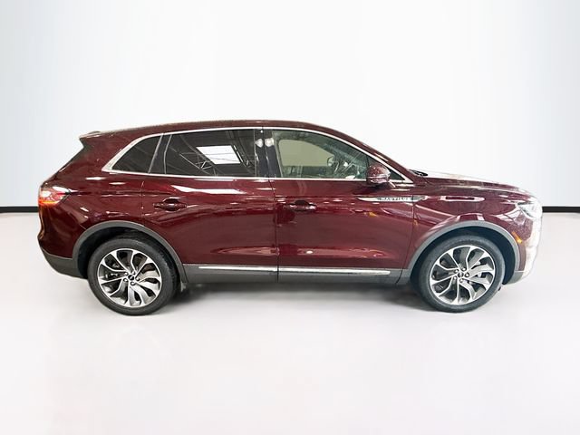 Used 2021 Lincoln Nautilus Reserve AWD/4WD image 5