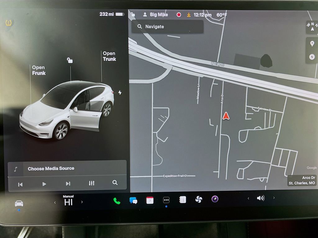 Used 2021 Tesla Model Y Long Range image 16