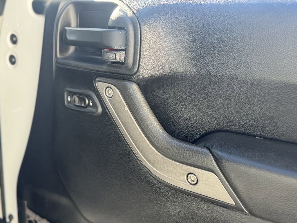 Used 2012 Jeep Wrangler Unlimited Sport image 20