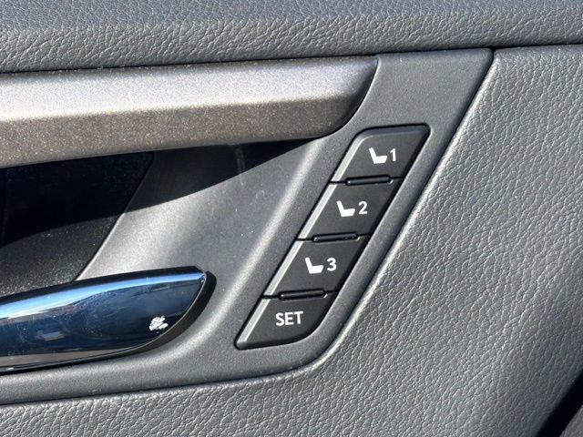 Used 2022 Lexus RX 350L Premium image 15