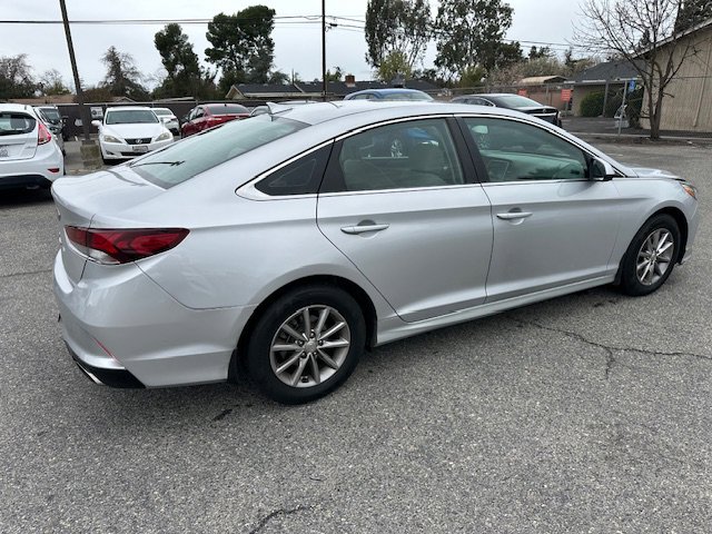 Used 2019 Hyundai Sonata SE w/ Cargo Package image 10