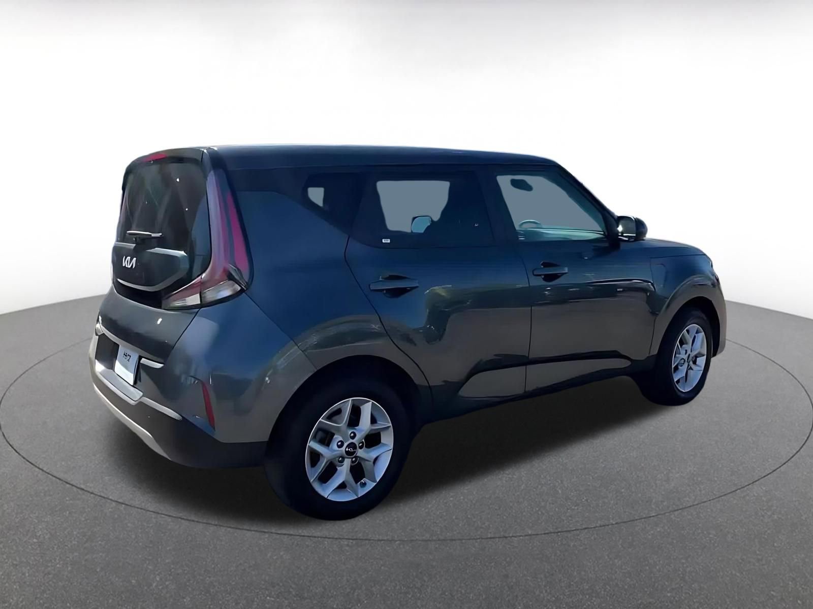 Used 2025 Kia Soul LX w/ LX Technology Package image 15
