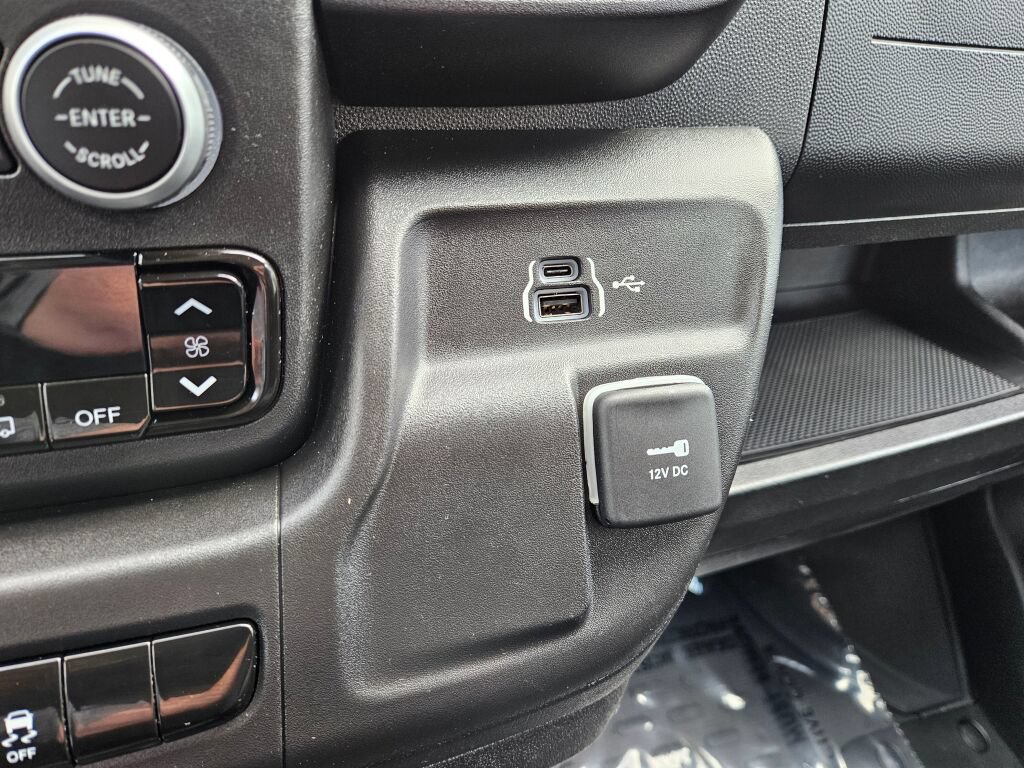 Used 2023 RAM ProMaster 2500 FWD image 27